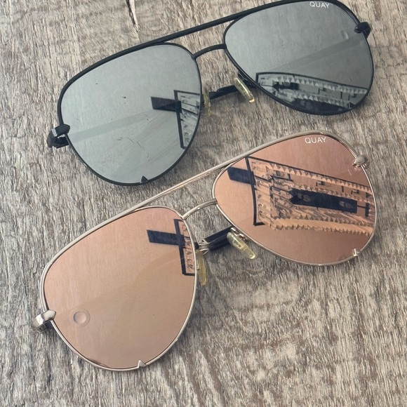 Quay Australia High Key + Desi Oversized Aviators Gold & Black Pair - Picture 1 of 8